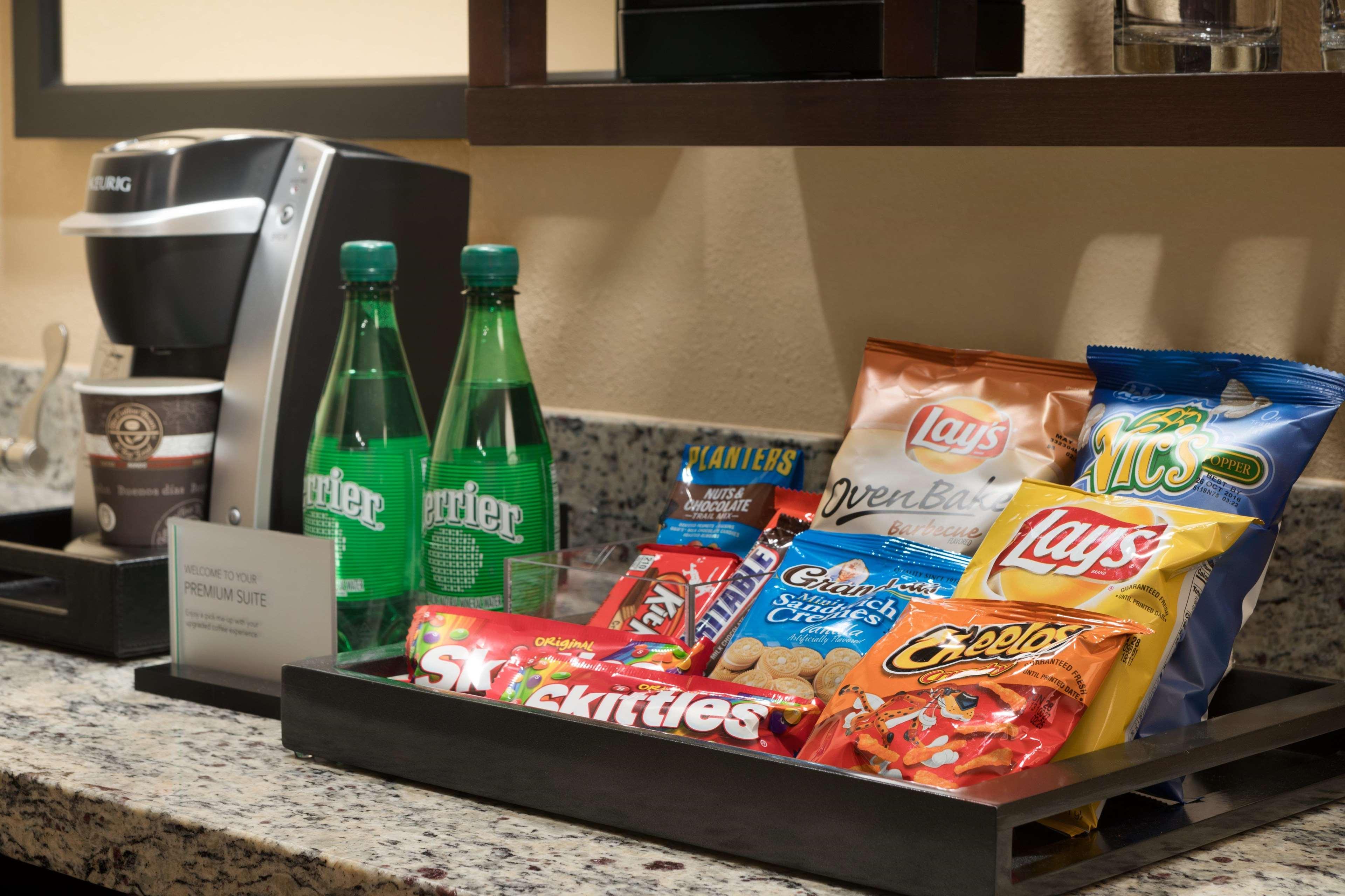 Embassy Suites Des Moines Downtown Eksteriør billede