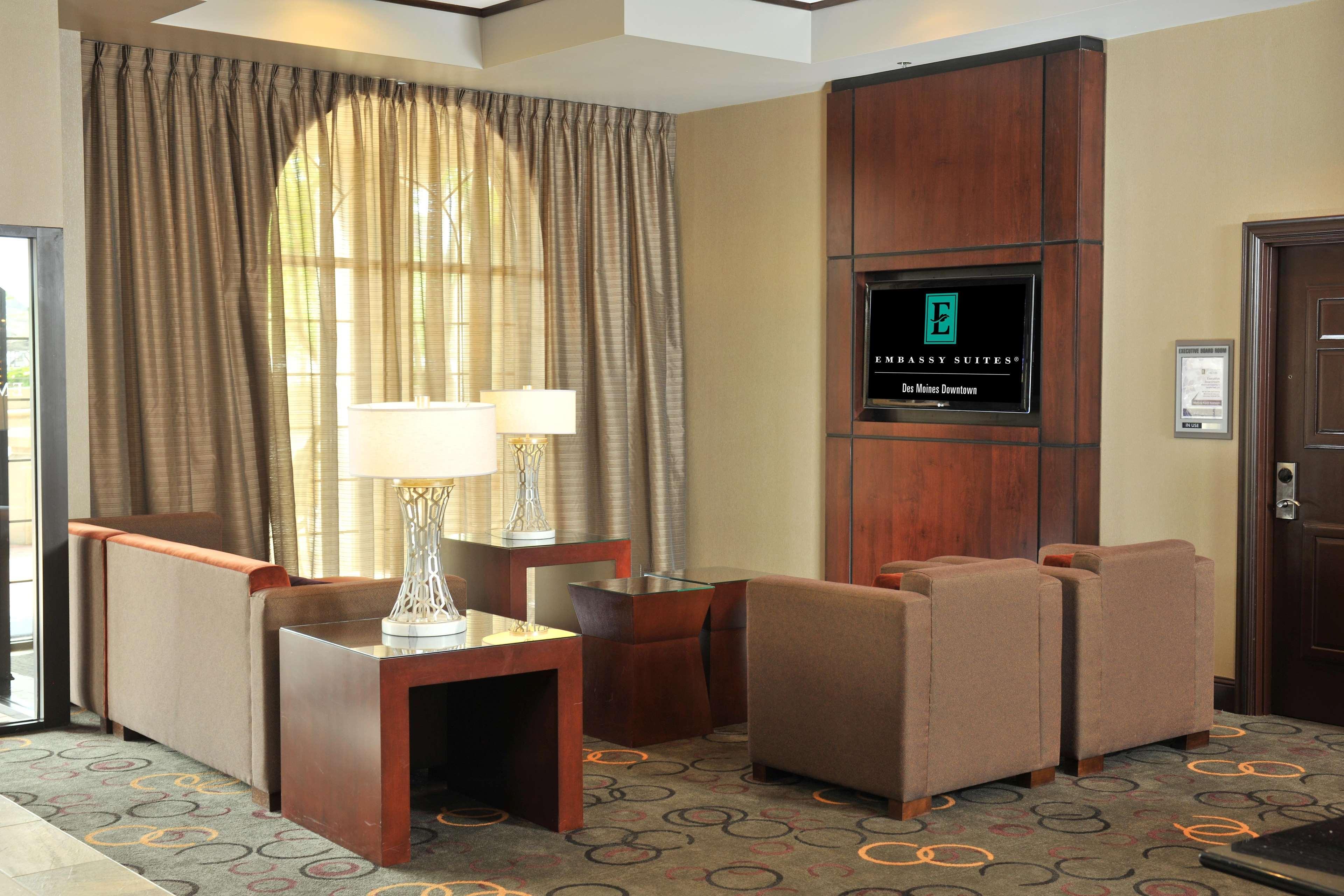 Embassy Suites Des Moines Downtown Eksteriør billede