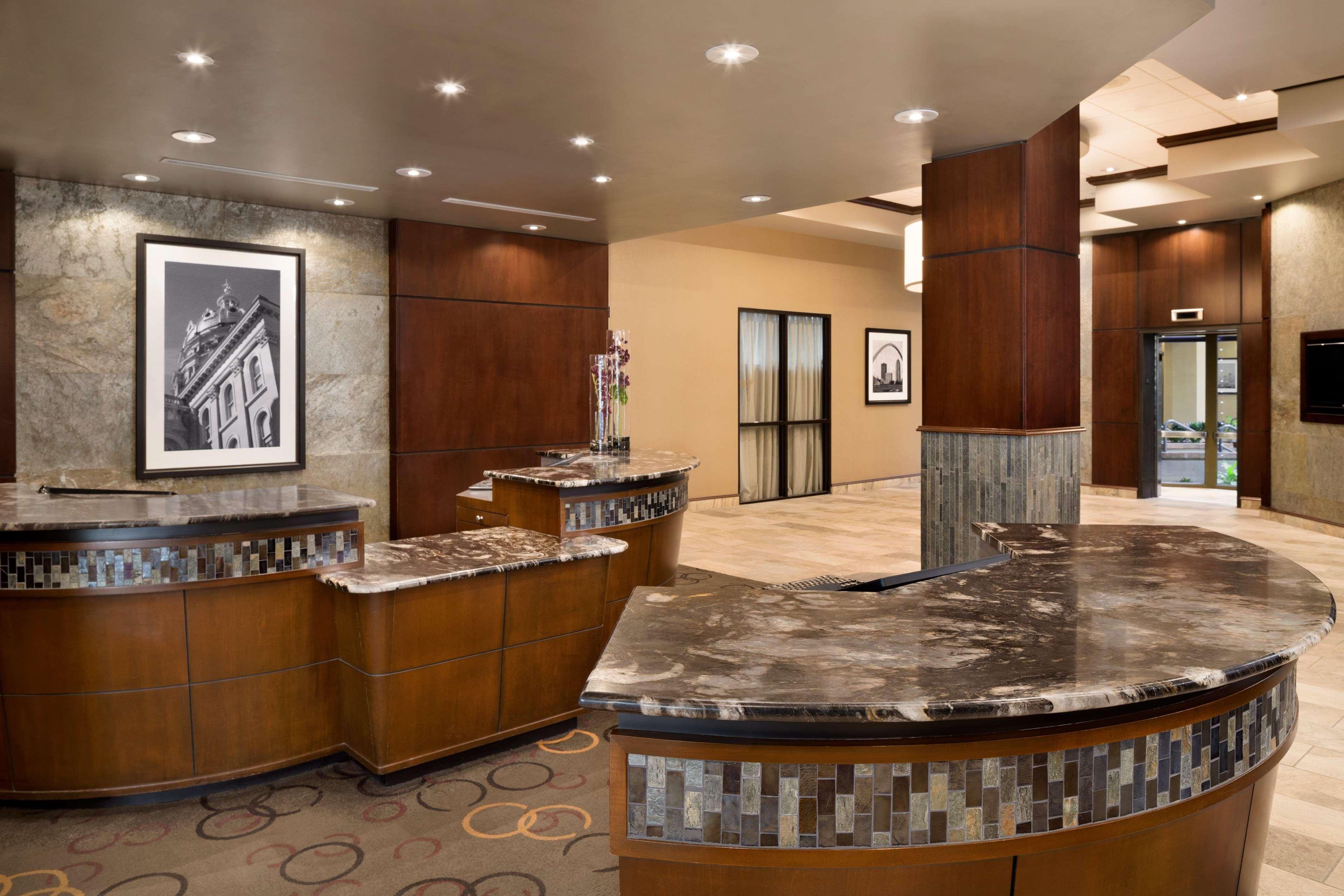 Embassy Suites Des Moines Downtown Eksteriør billede