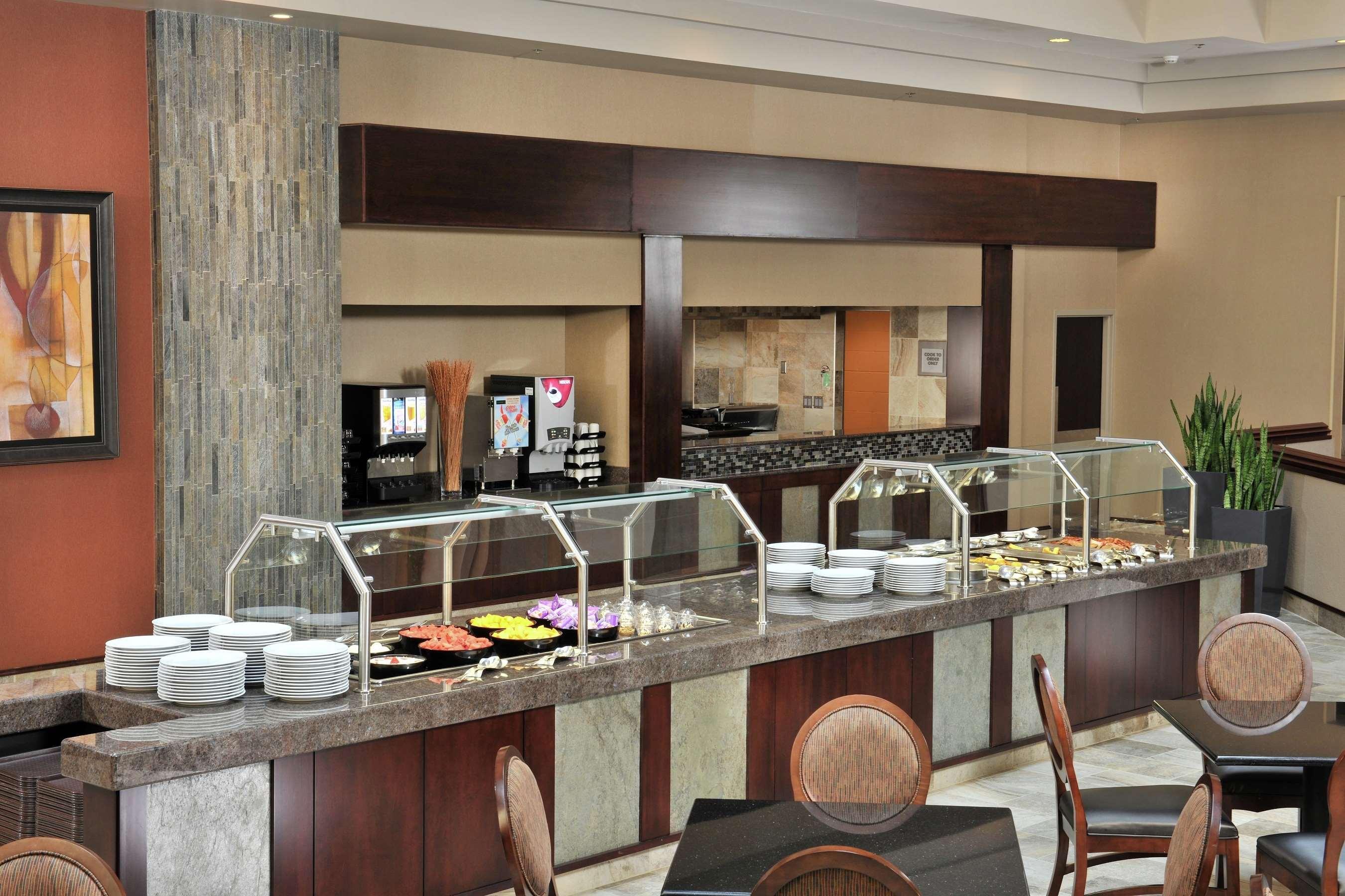 Embassy Suites Des Moines Downtown Eksteriør billede