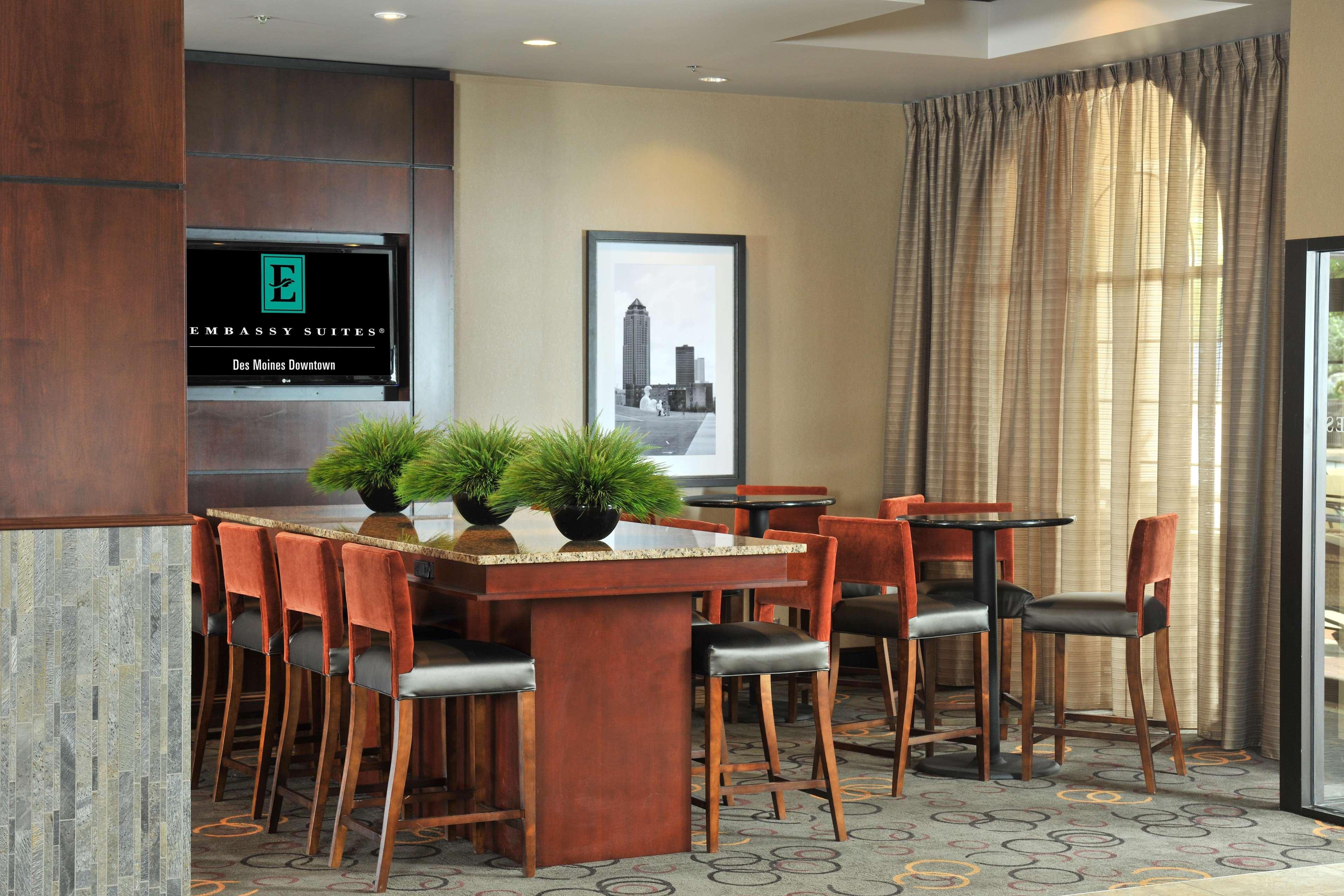 Embassy Suites Des Moines Downtown Eksteriør billede