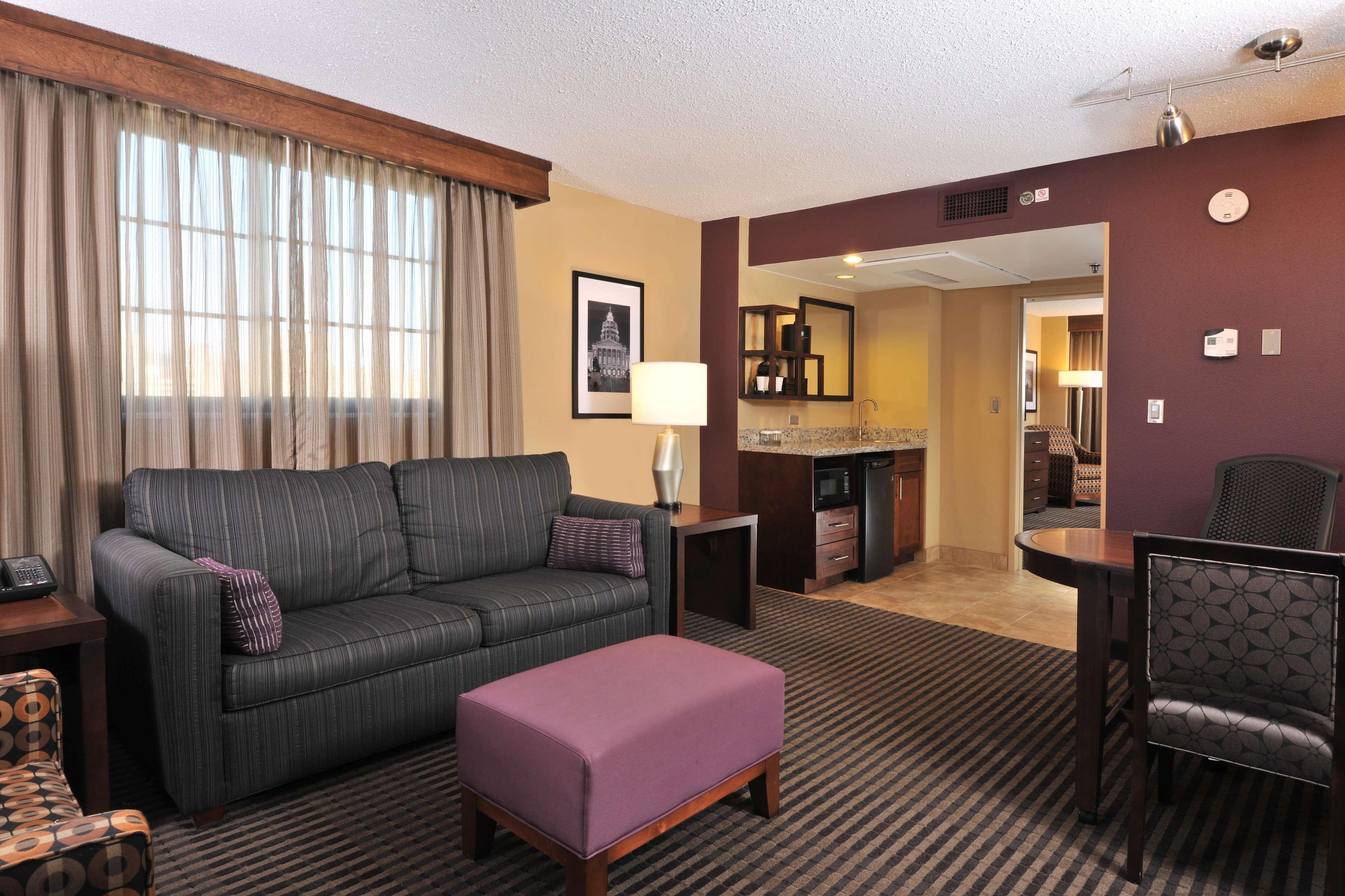 Embassy Suites Des Moines Downtown Værelse billede