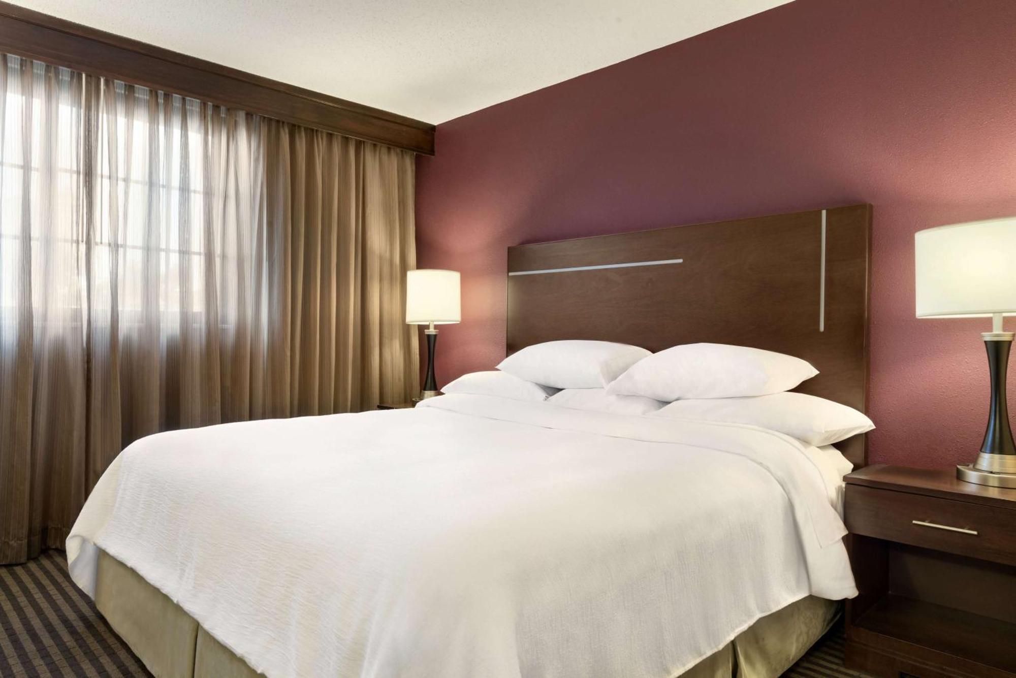 Embassy Suites Des Moines Downtown Eksteriør billede