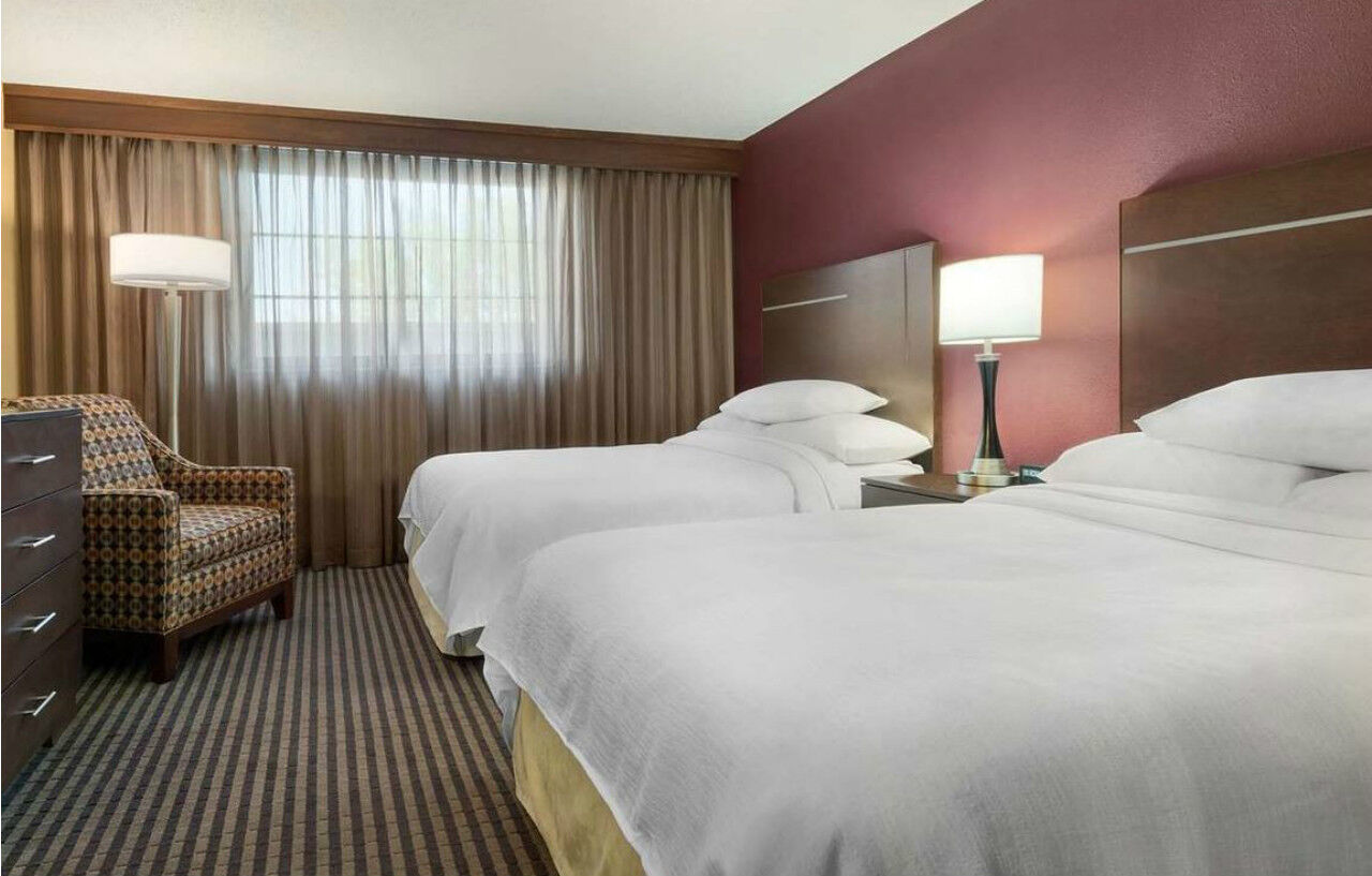 Embassy Suites Des Moines Downtown Eksteriør billede